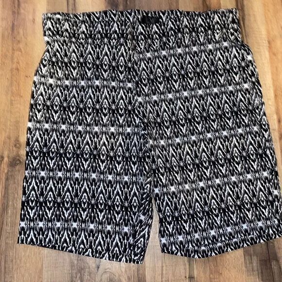Lola Morena  Pull-on Shorts‎ - Picture 2 of 7